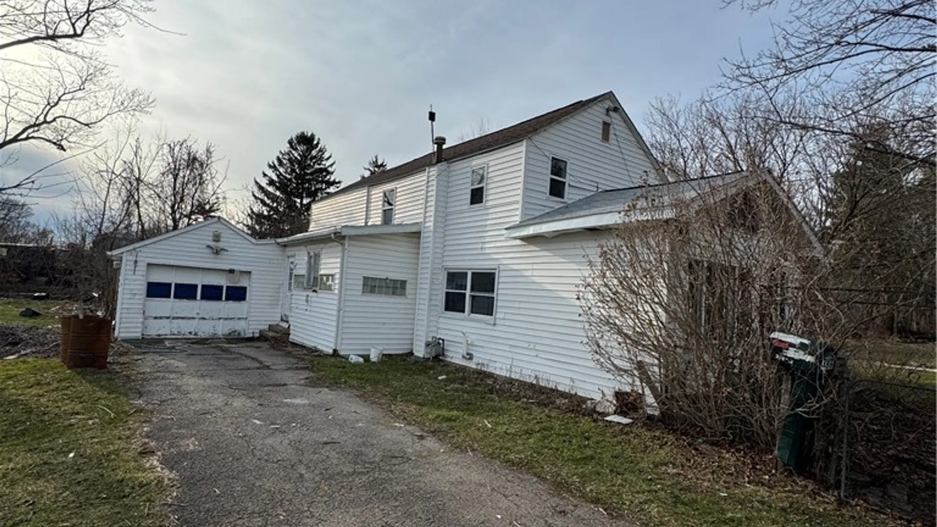 Property at 486 103rd Street, Wheatfield, NY 14304 24