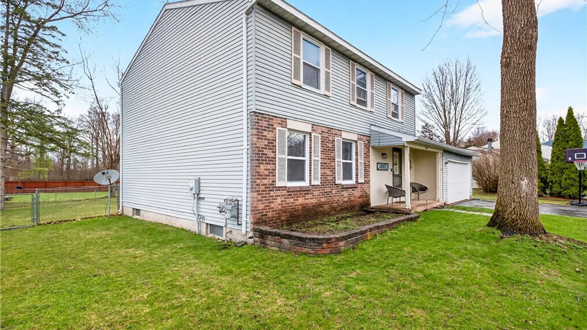 Property at 4267 Stepping Stone Lane, Clay, NY 13090 3