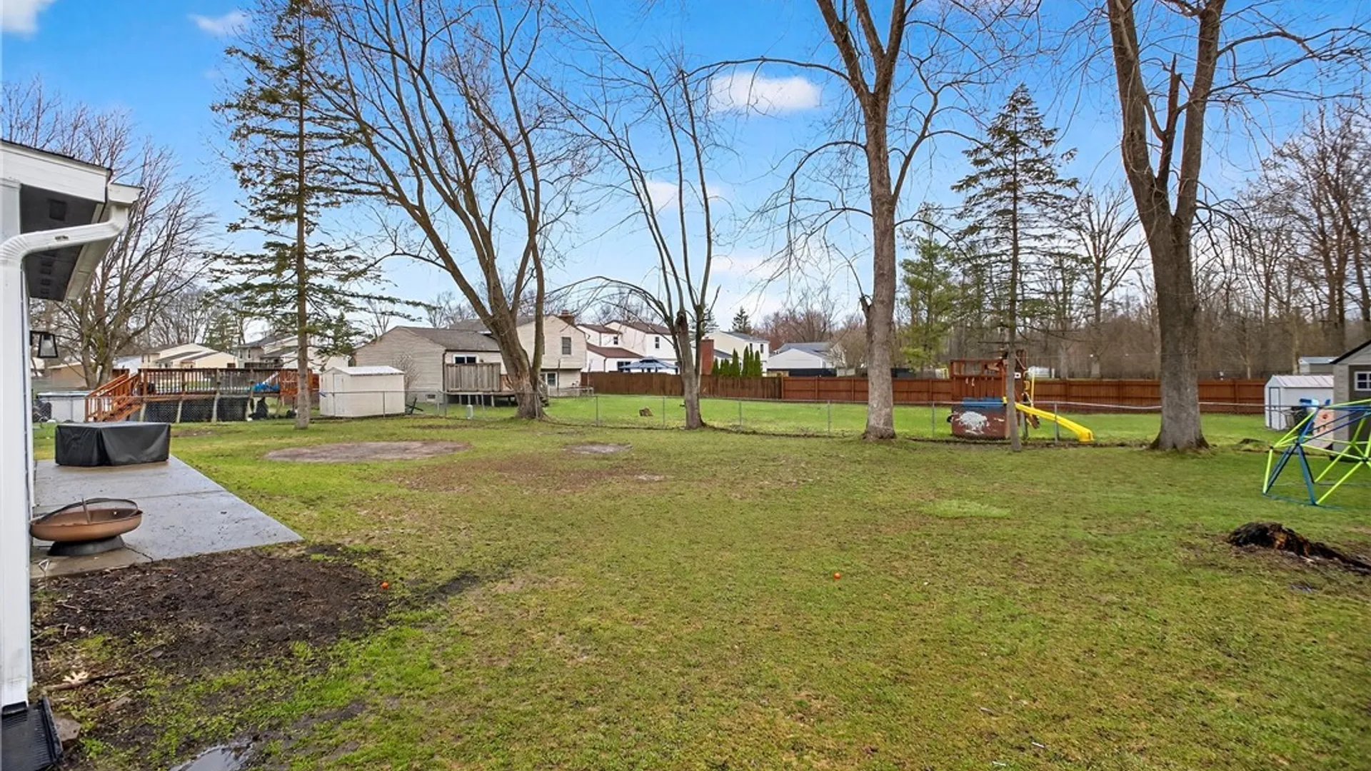 Property at 4267 Stepping Stone Lane, Clay, NY 13090 5