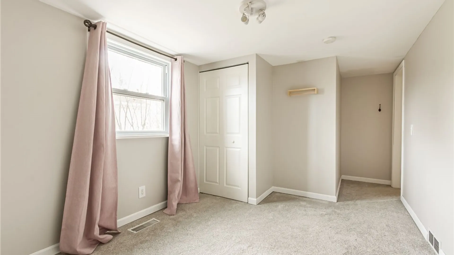 Property at 278 Winfield Road, Irondequoit, NY 14622 33