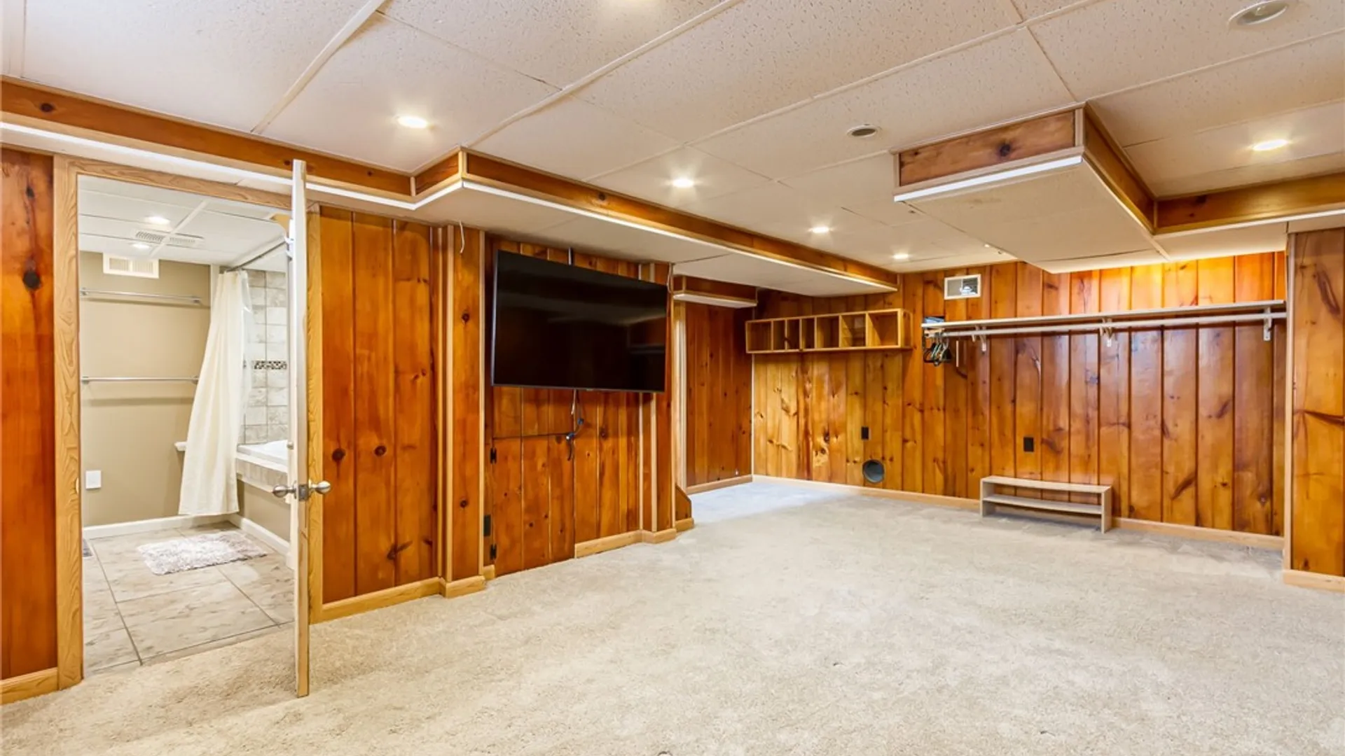 Property at 278 Winfield Road, Irondequoit, NY 14622 39