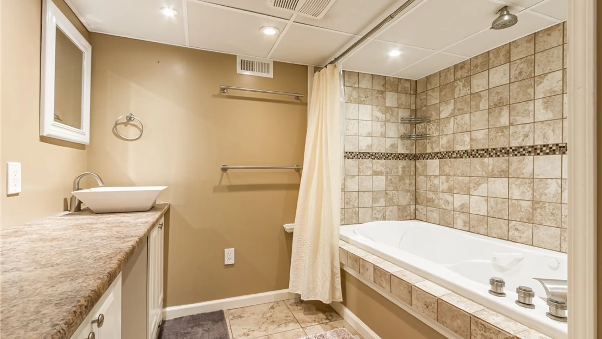 Property at 278 Winfield Road, Irondequoit, NY 14622 40