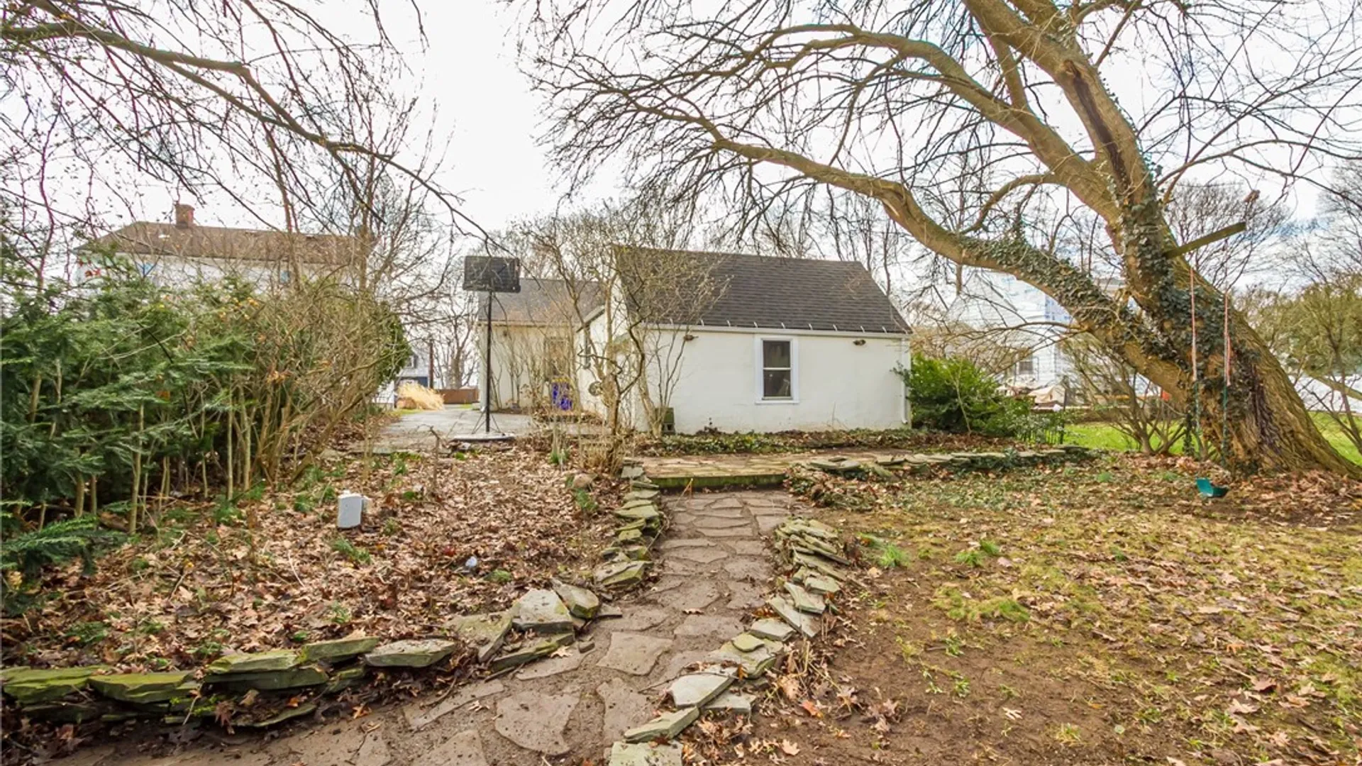 Property at 278 Winfield Road, Irondequoit, NY 14622 47