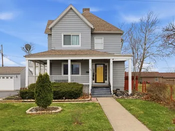 Property at 1606 8th Street, Niagara Falls, NY 14305