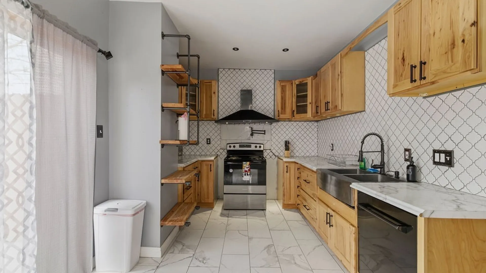 Property at 1606 8th Street, Niagara Falls, NY 14305 21