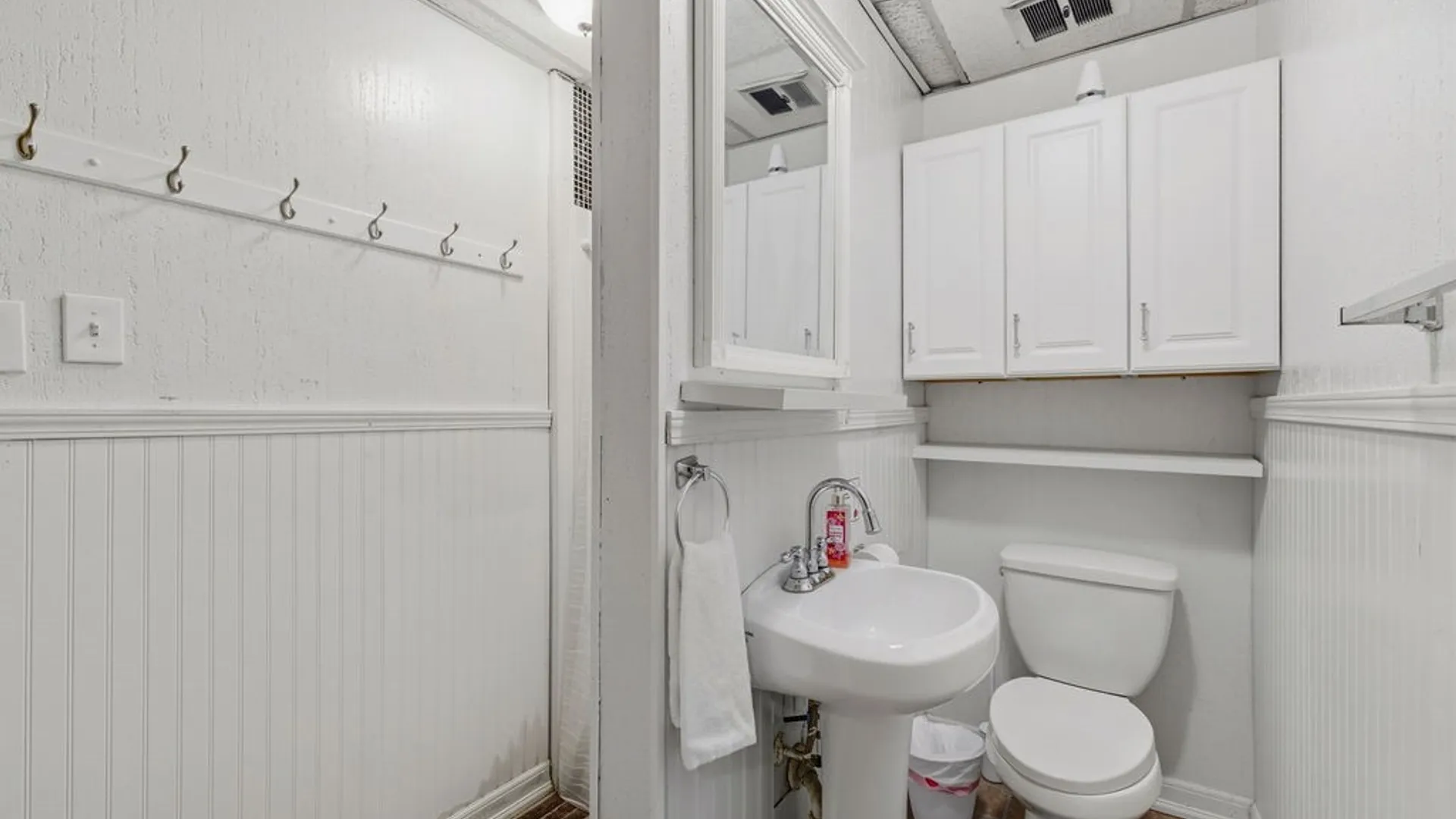 Property at 1606 8th Street, Niagara Falls, NY 14305 38