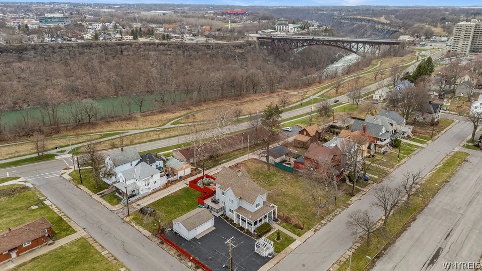 Property at 1606 8th Street, Niagara Falls, NY 14305 7