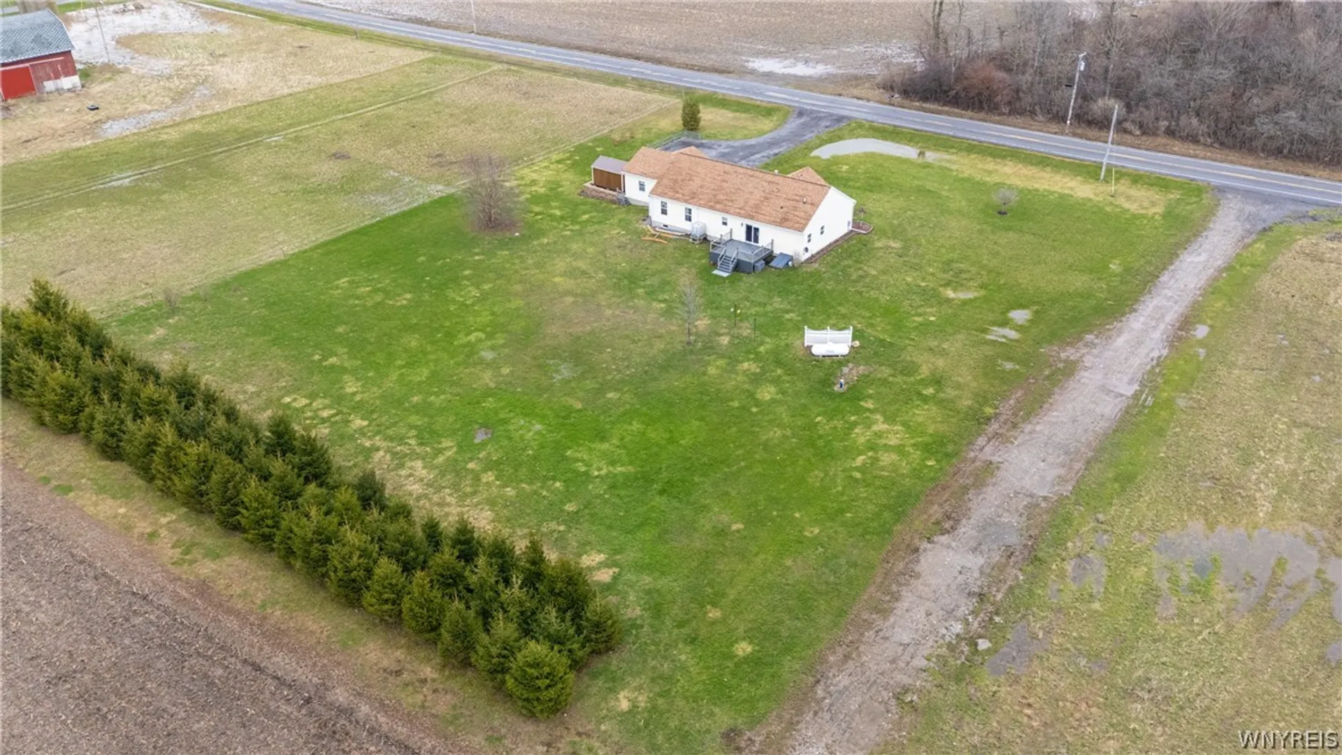 Property at 7900 Gorton Road, Pembroke, NY 14013 26