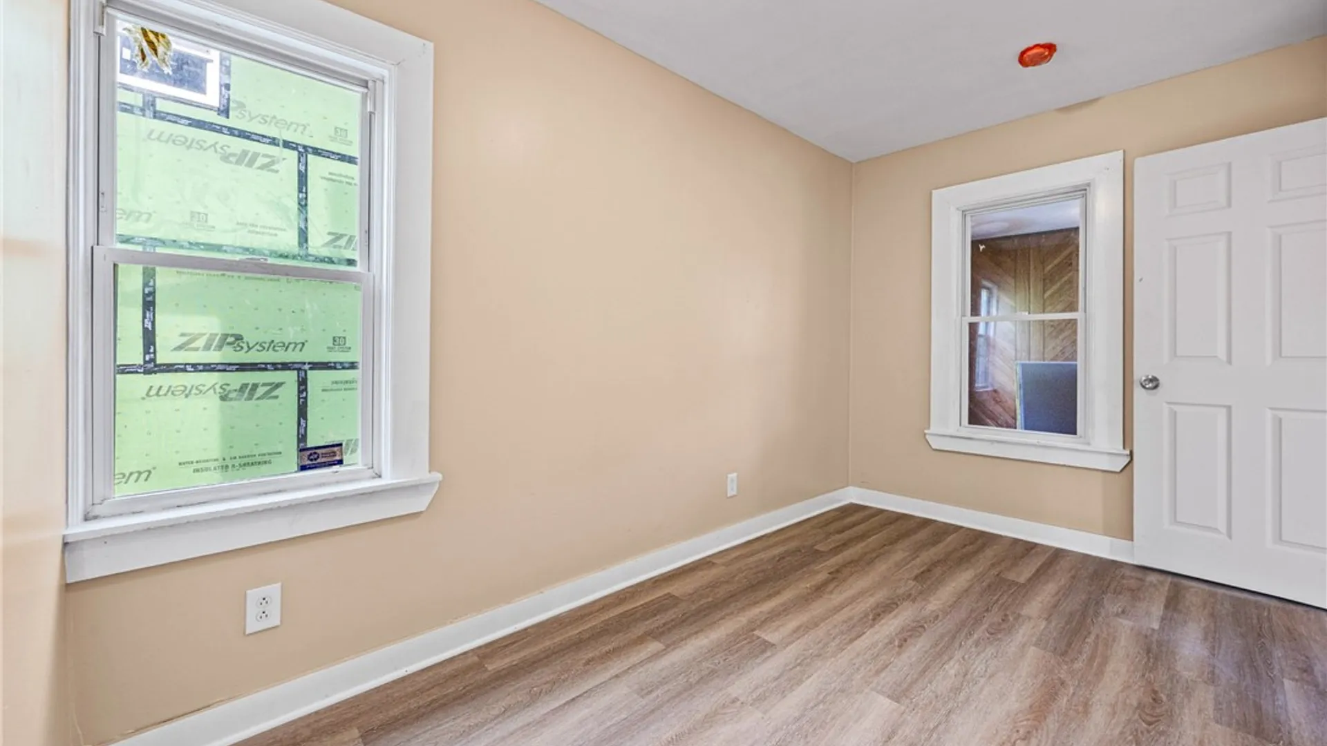 Property at 89 Superior Street, Rochester, NY 14611 15