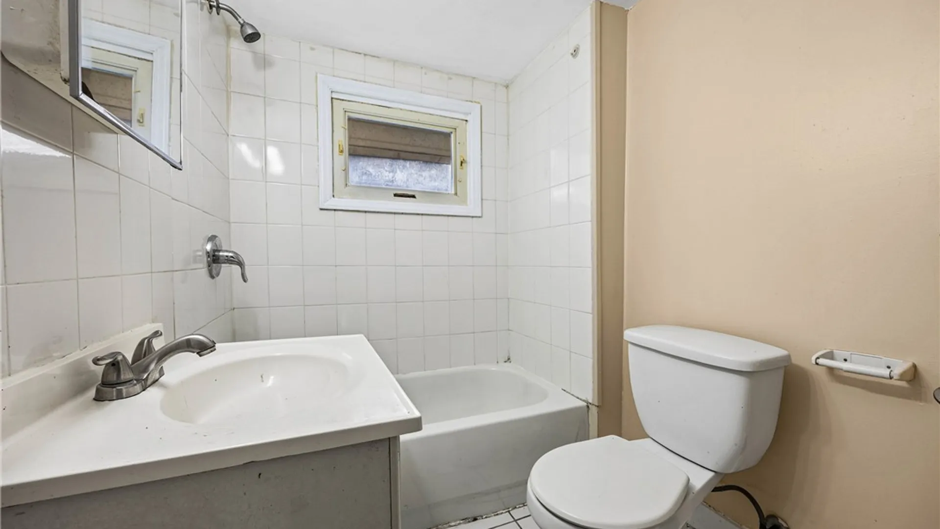 Property at 89 Superior Street, Rochester, NY 14611 17