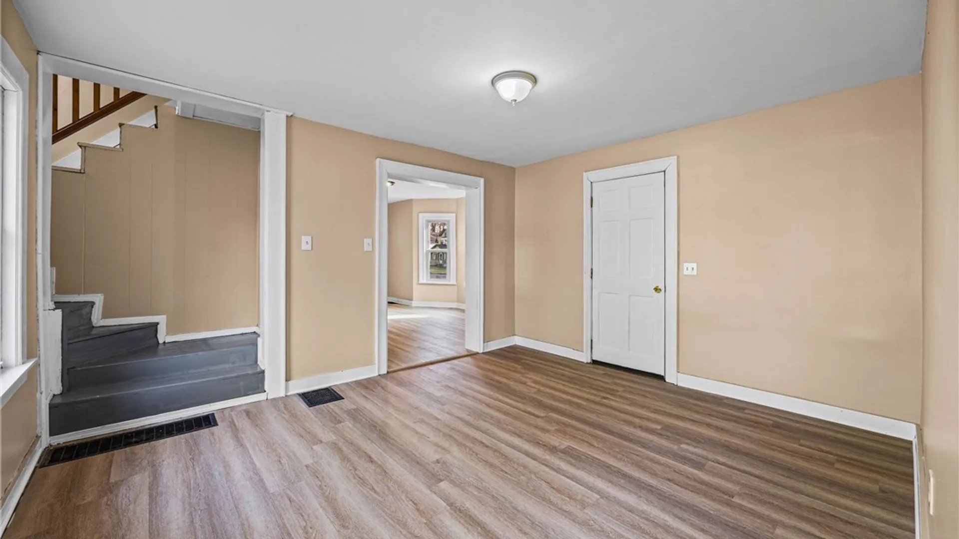 Property at 89 Superior Street, Rochester, NY 14611 27