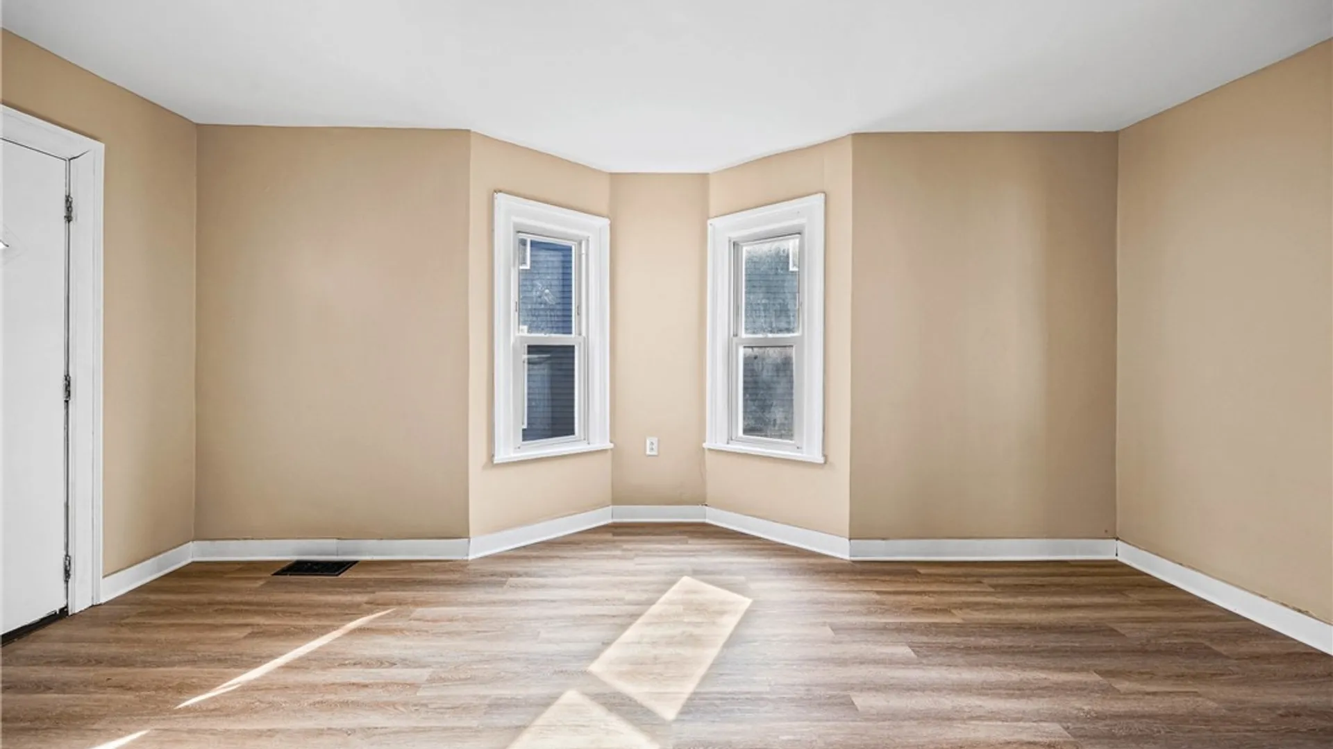 Property at 89 Superior Street, Rochester, NY 14611 28