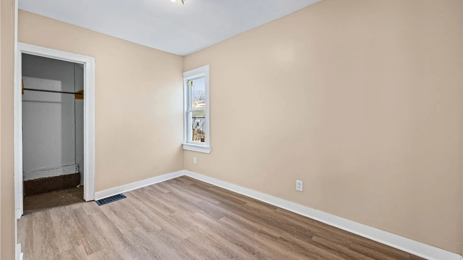 Property at 89 Superior Street, Rochester, NY 14611 5