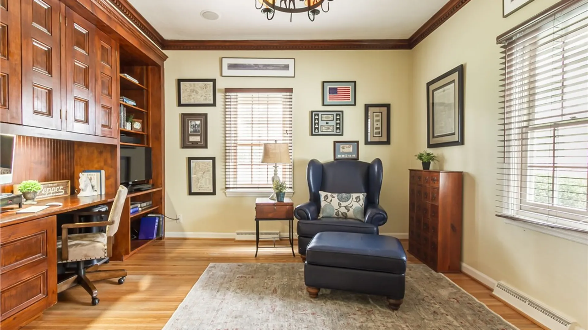 Property at 1 Stonegate Lane, Pittsford, NY 14534 10