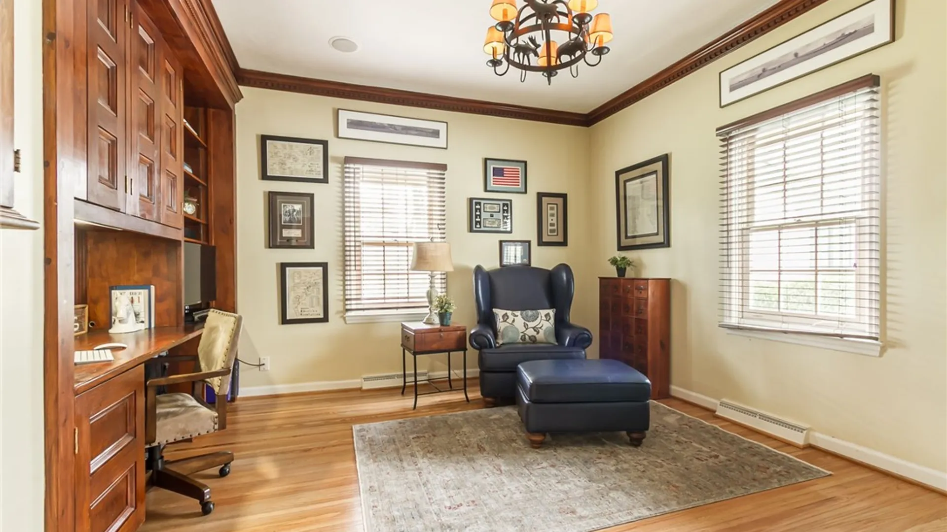 Property at 1 Stonegate Lane, Pittsford, NY 14534 11