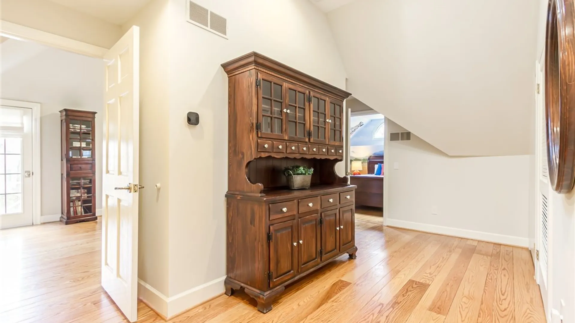 Property at 1 Stonegate Lane, Pittsford, NY 14534 41