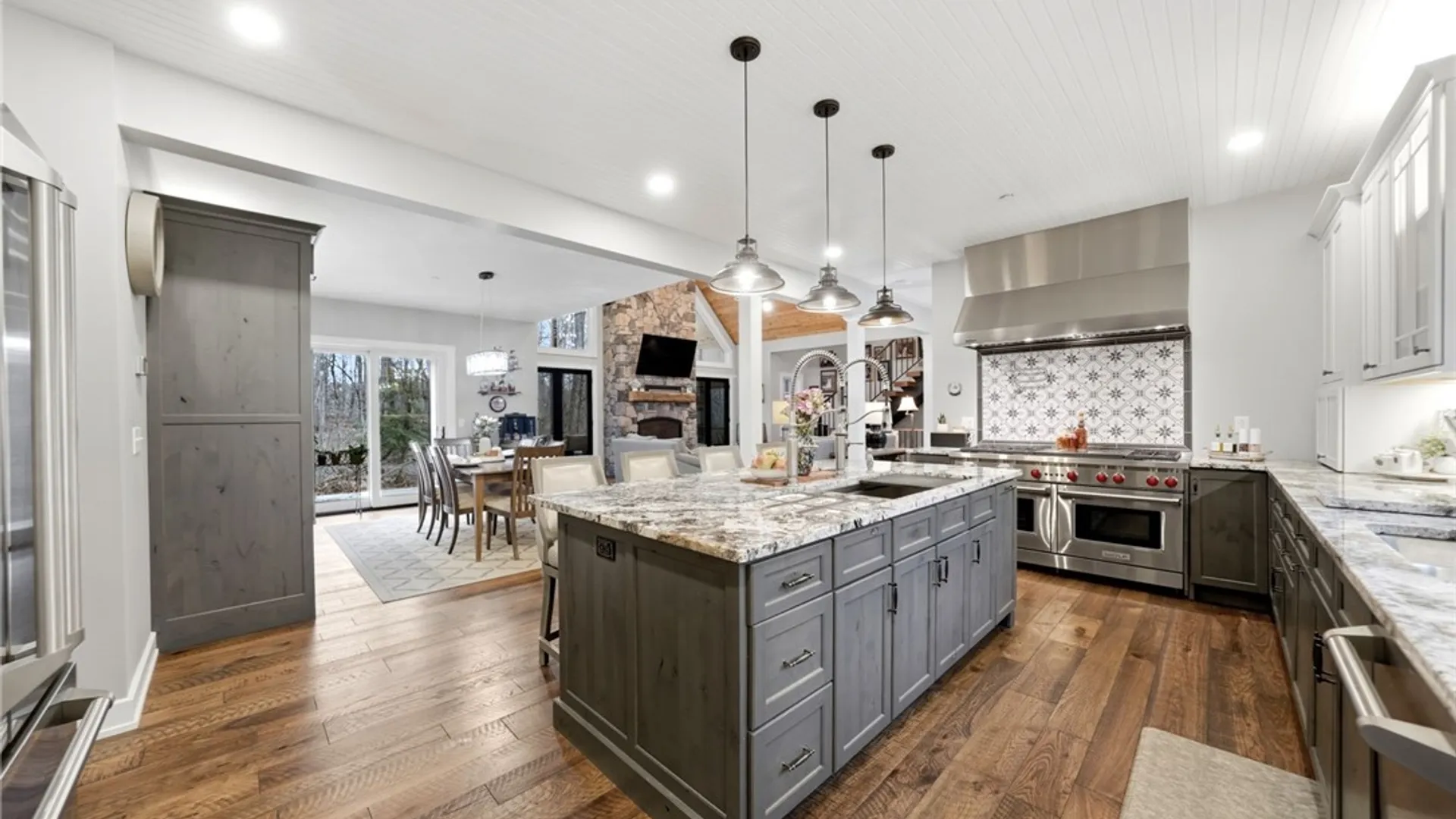 Property at 1049 Willardshire Road, Aurora, NY 14127 11