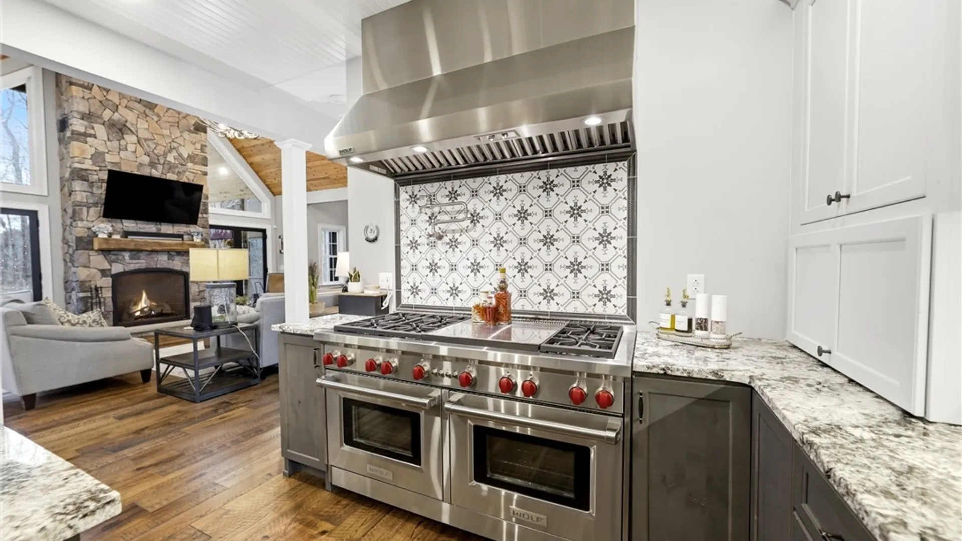 Property at 1049 Willardshire Road, Aurora, NY 14127 13