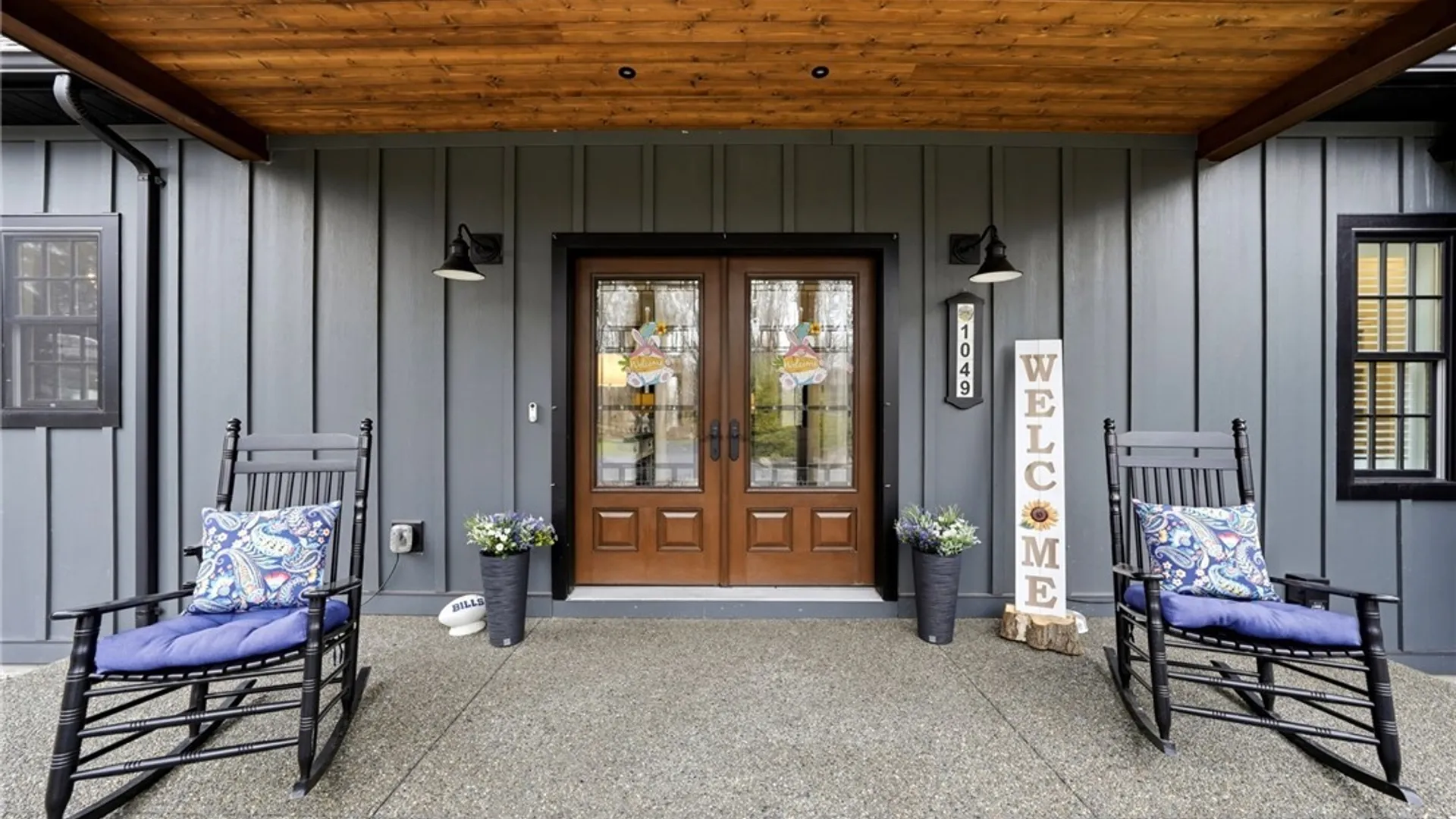 Property at 1049 Willardshire Road, Aurora, NY 14127 2