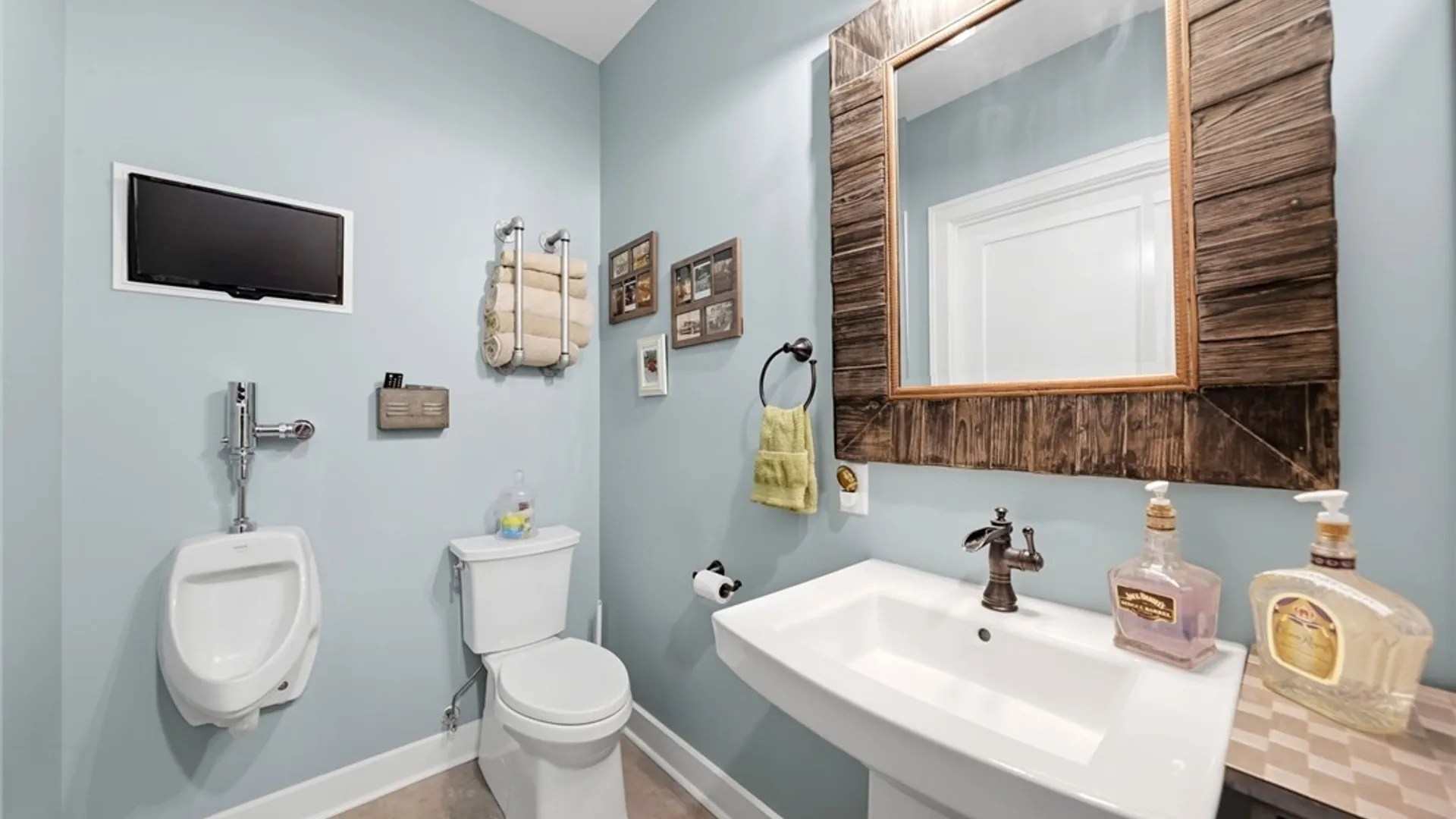 Property at 1049 Willardshire Road, Aurora, NY 14127 31