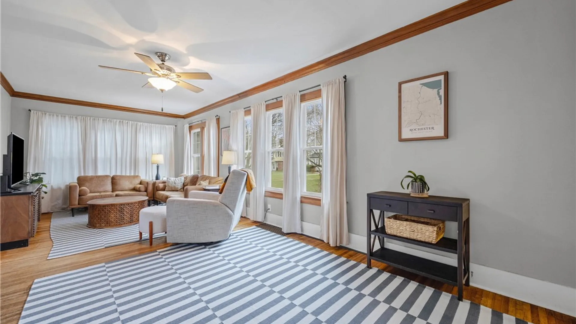 Property at 263 Somershire Drive, Irondequoit, NY 14617 9