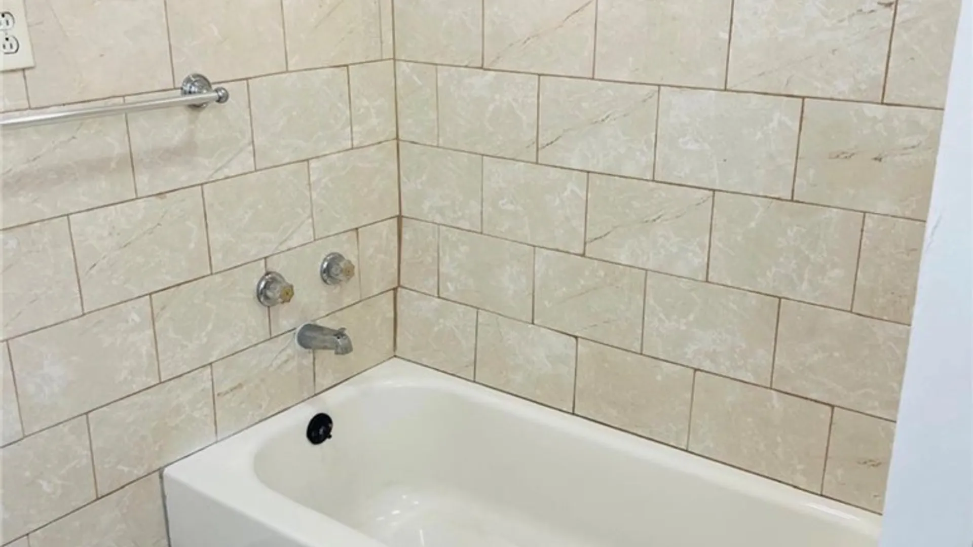 Property at 632 Fillmore Avenue, Buffalo, NY 14212 19