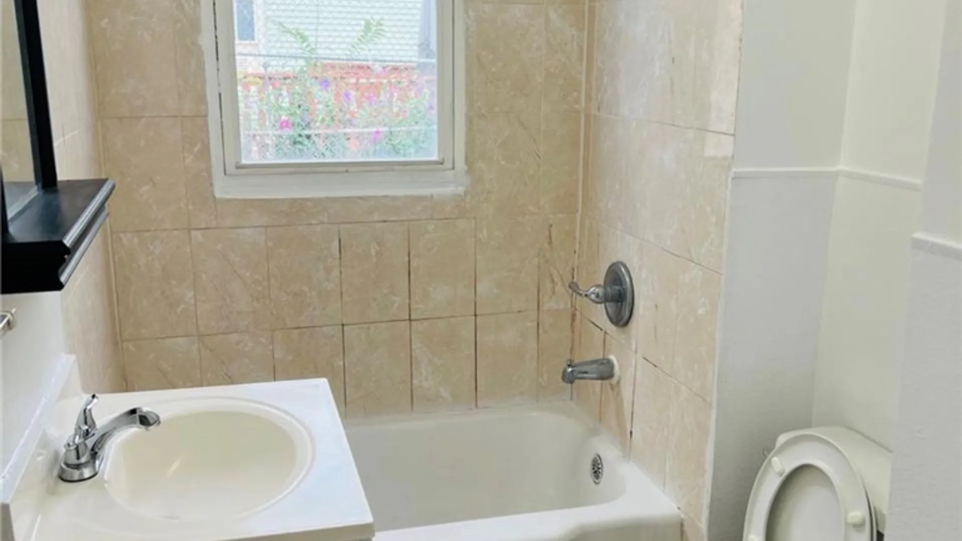 Property at 632 Fillmore Avenue, Buffalo, NY 14212 5