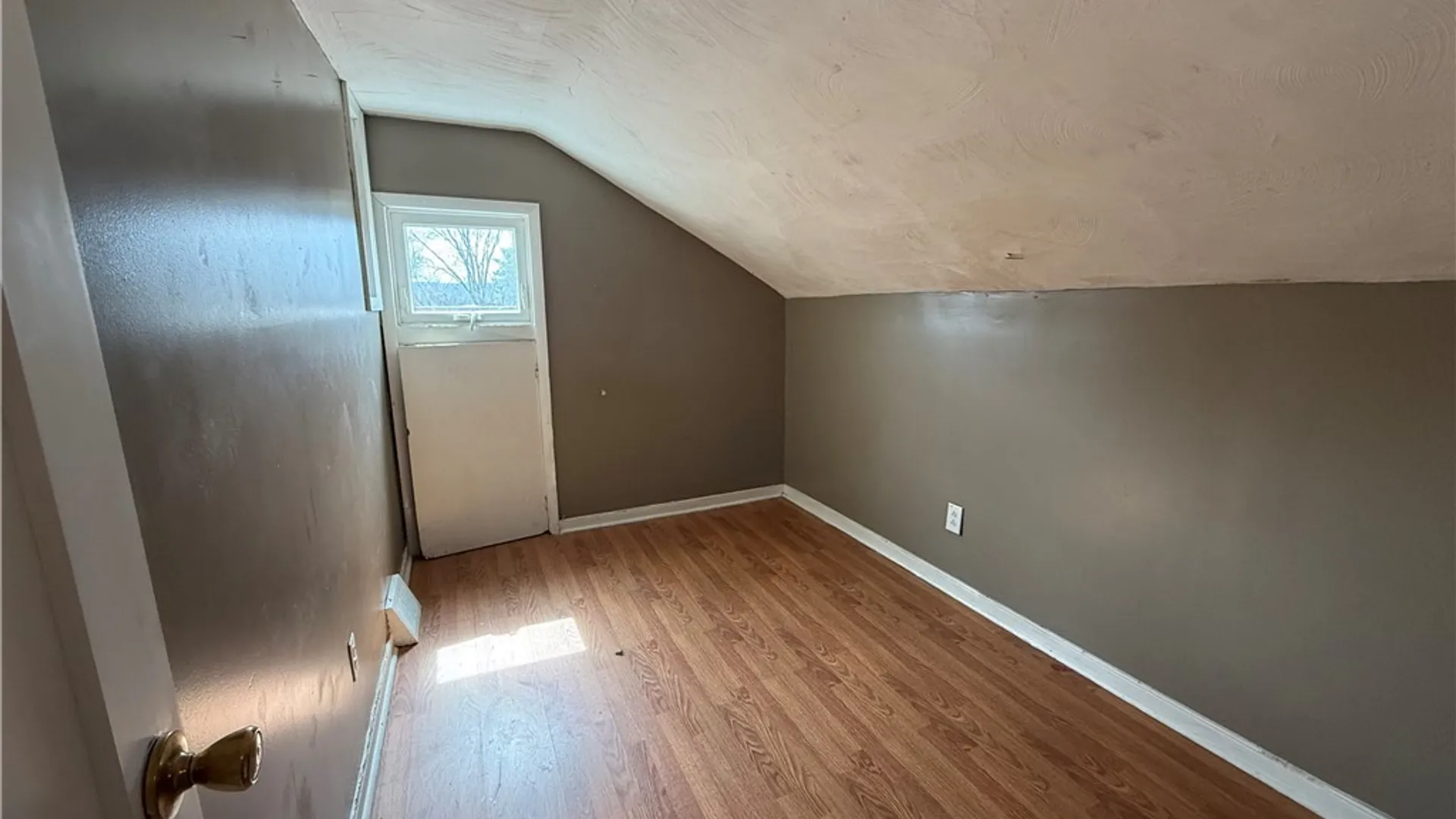 Property at 512 Herkimer Road, Utica, NY 13502 33