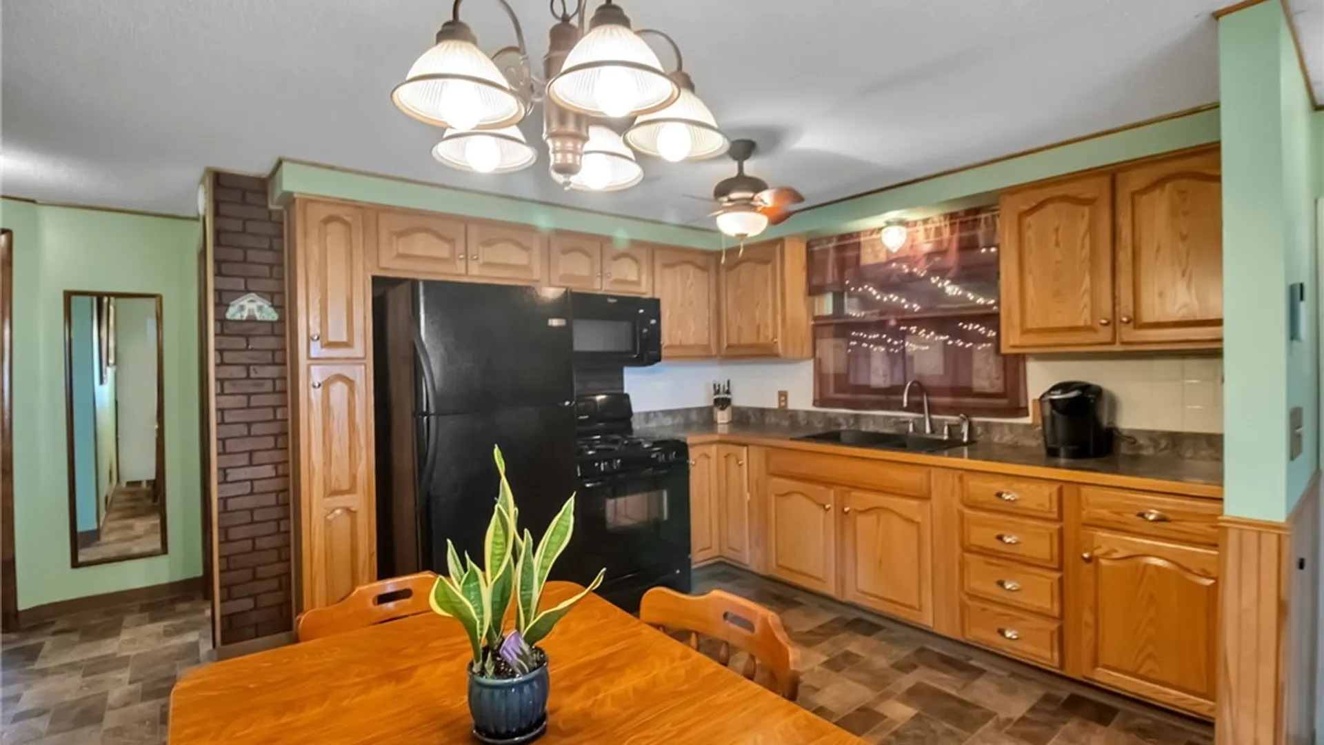 Property at 15 Theresa Drive, Cheektowaga, NY 14227 6