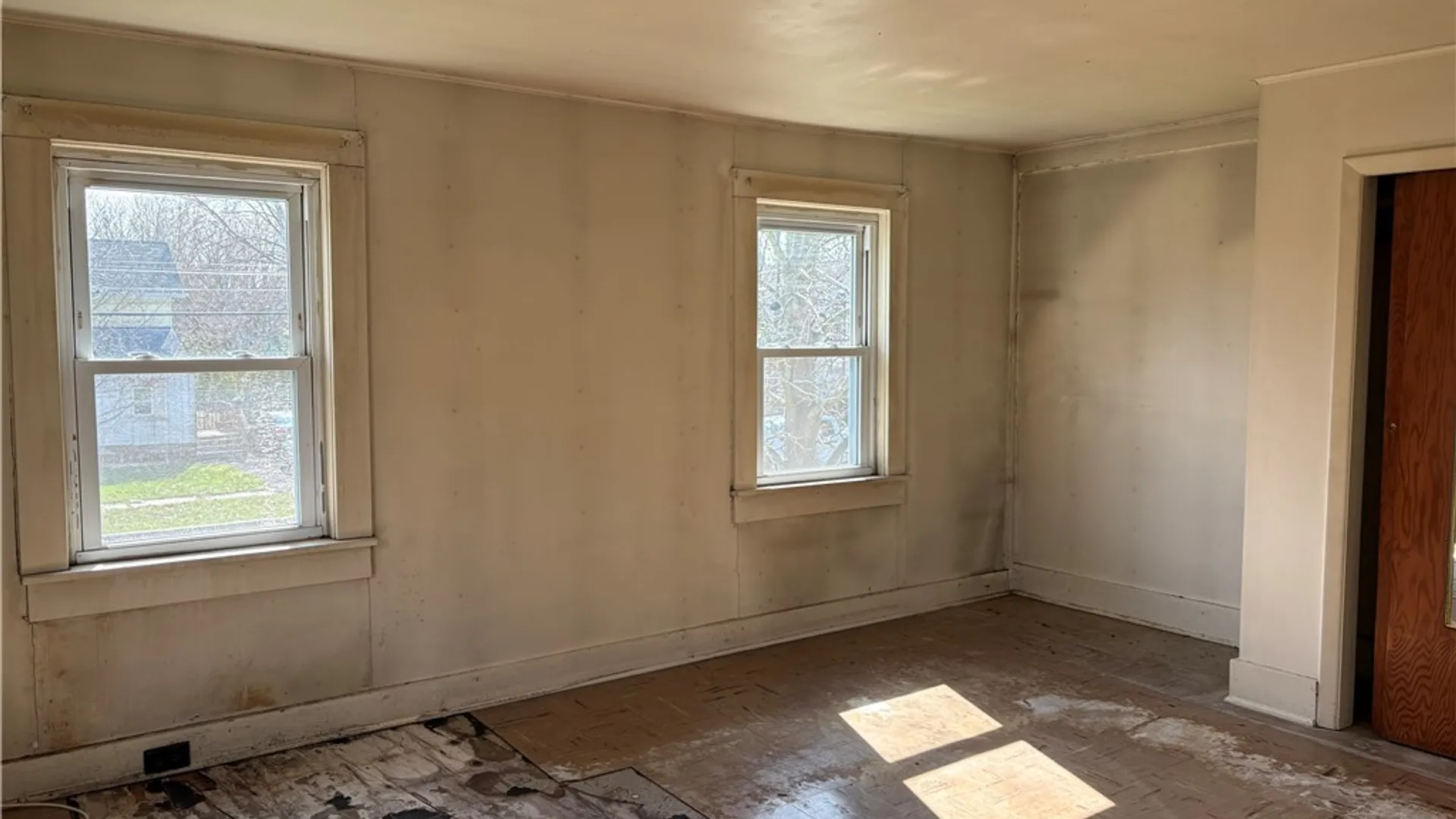 Property at 19 Washington Street, Seneca Falls, NY 13148 14