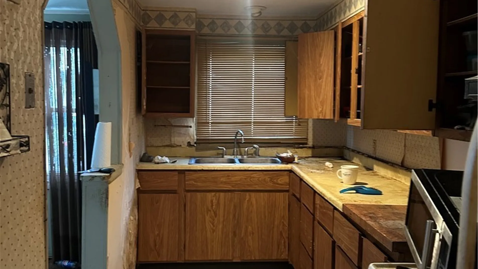 Property at 108 Byrne Place, Syracuse, NY 13205 10