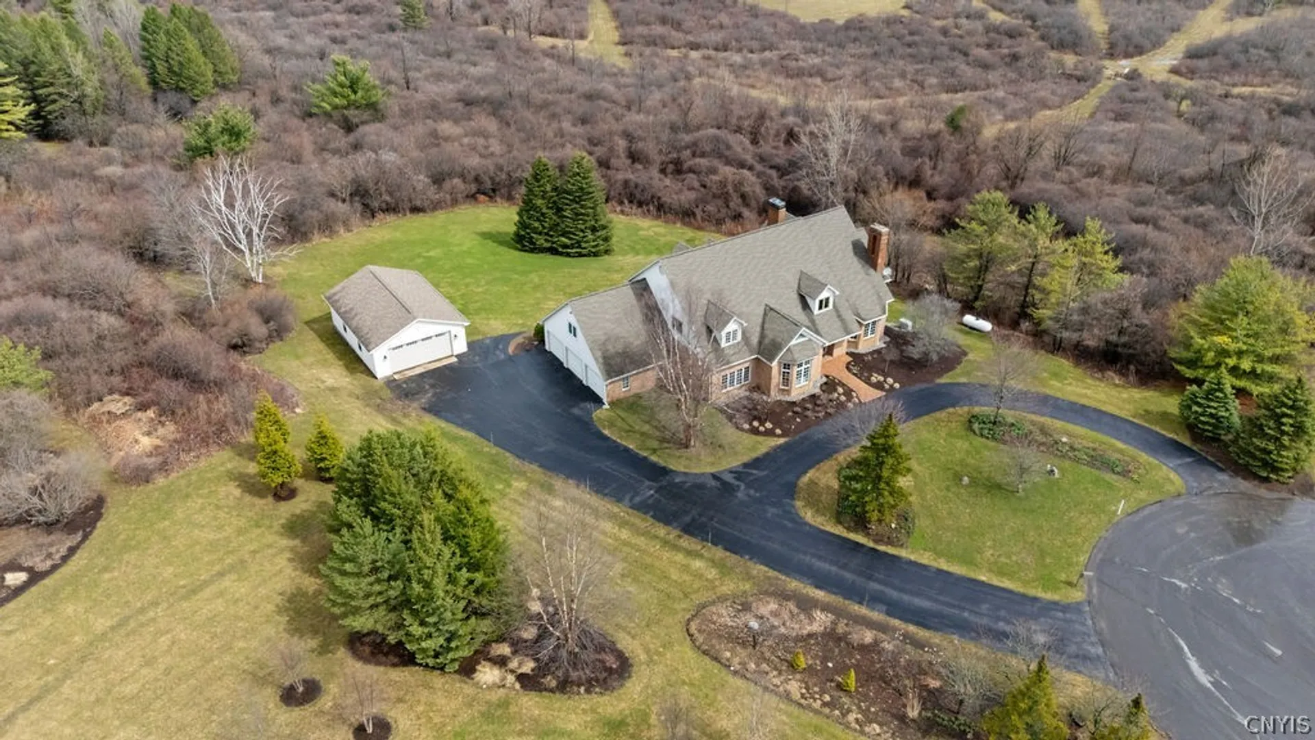 Property at 7603 Windsbury Circle, Pompey, NY 13104 4