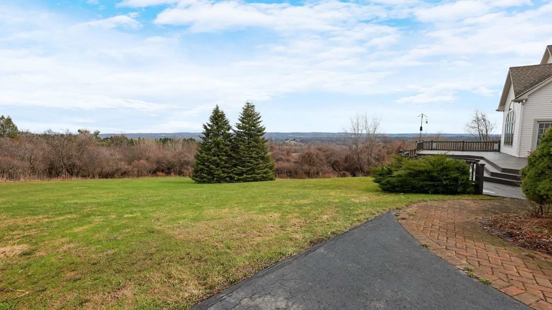 Property at 7603 Windsbury Circle, Pompey, NY 13104 42
