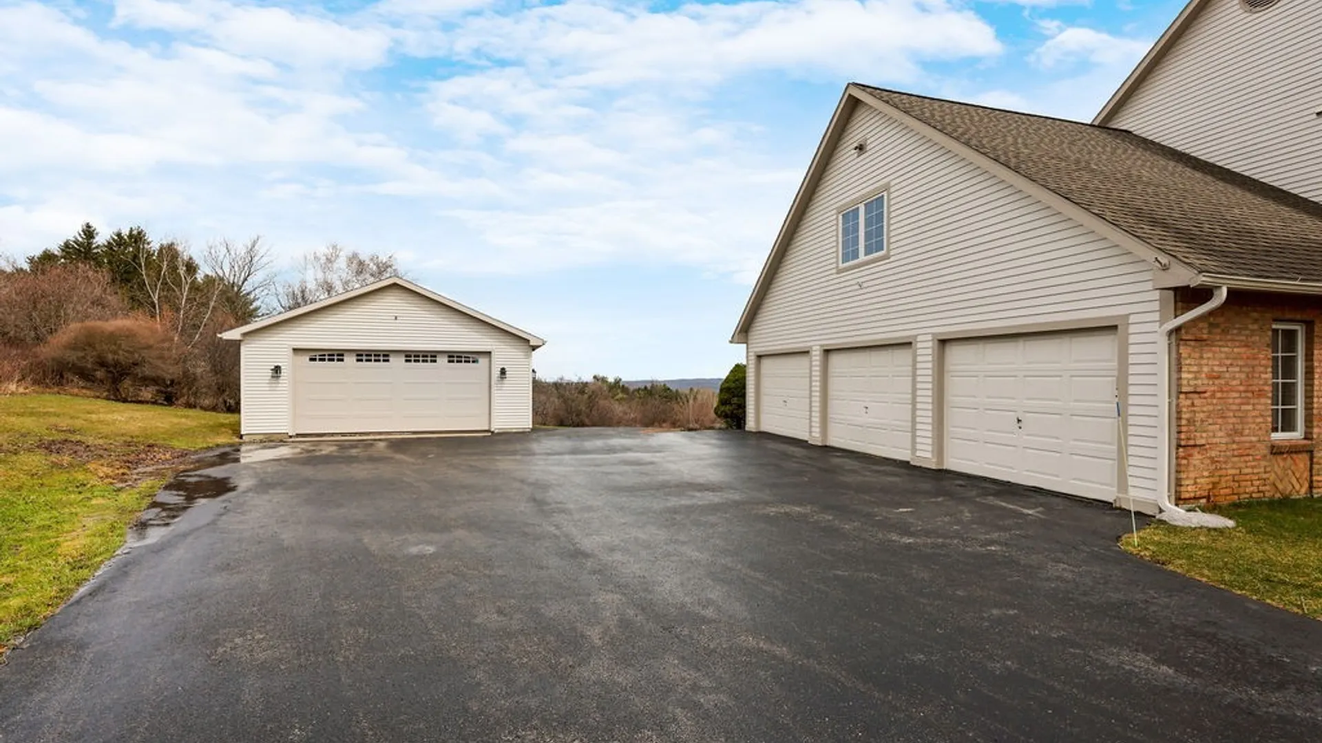 Property at 7603 Windsbury Circle, Pompey, NY 13104 45