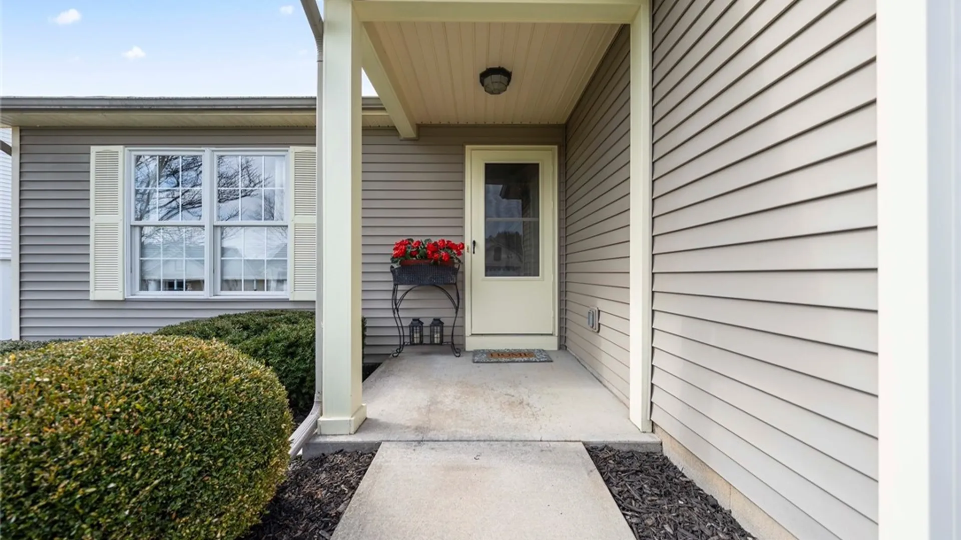 Property at 1461 Woodsview Way, Macedon, NY 14502 2