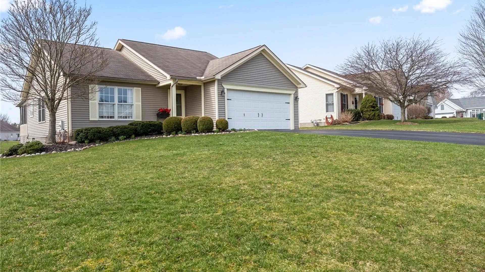 Property at 1461 Woodsview Way, Macedon, NY 14502 3