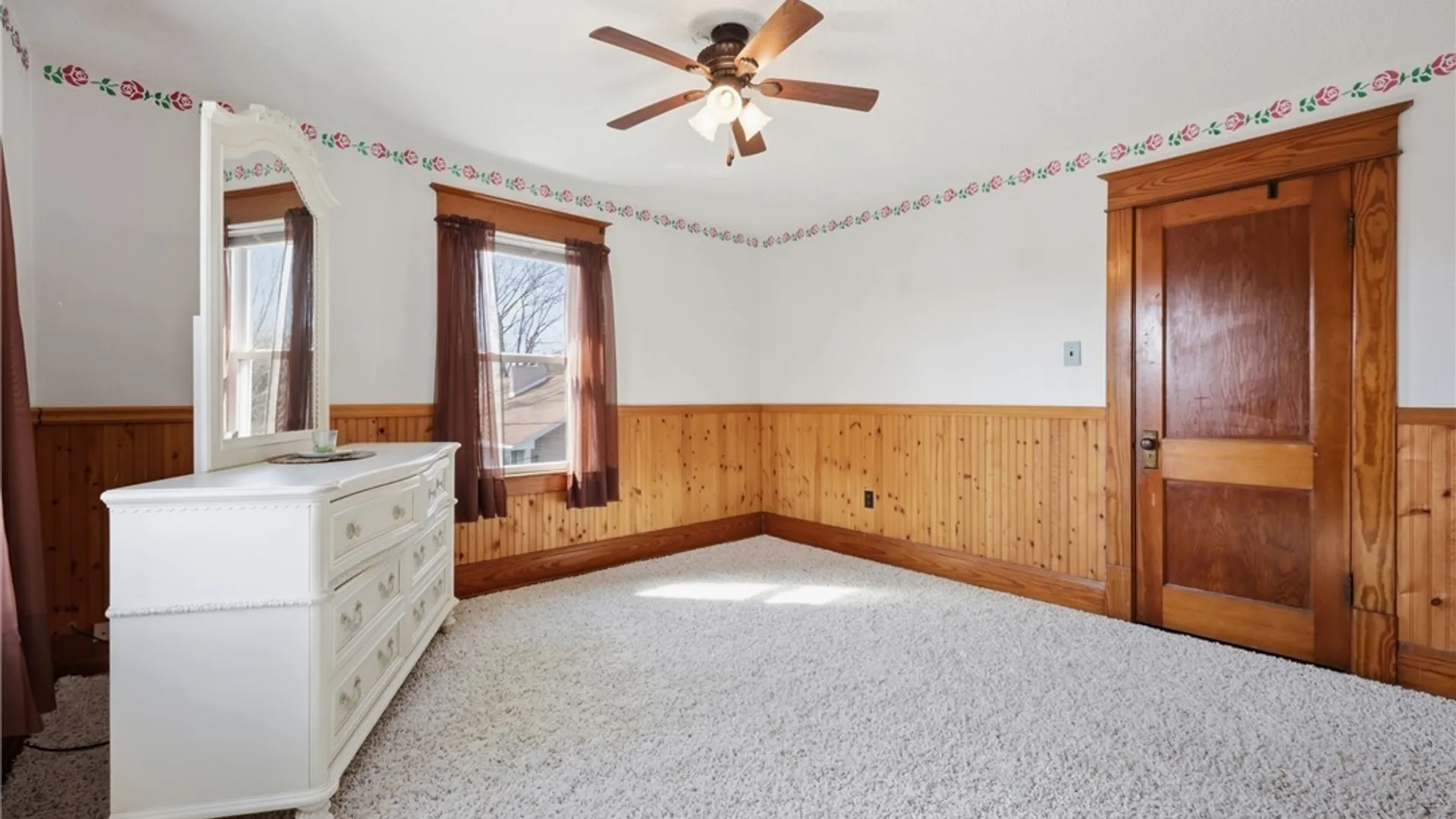Property at 11146 Broadway Street, Alden, NY 14004 15