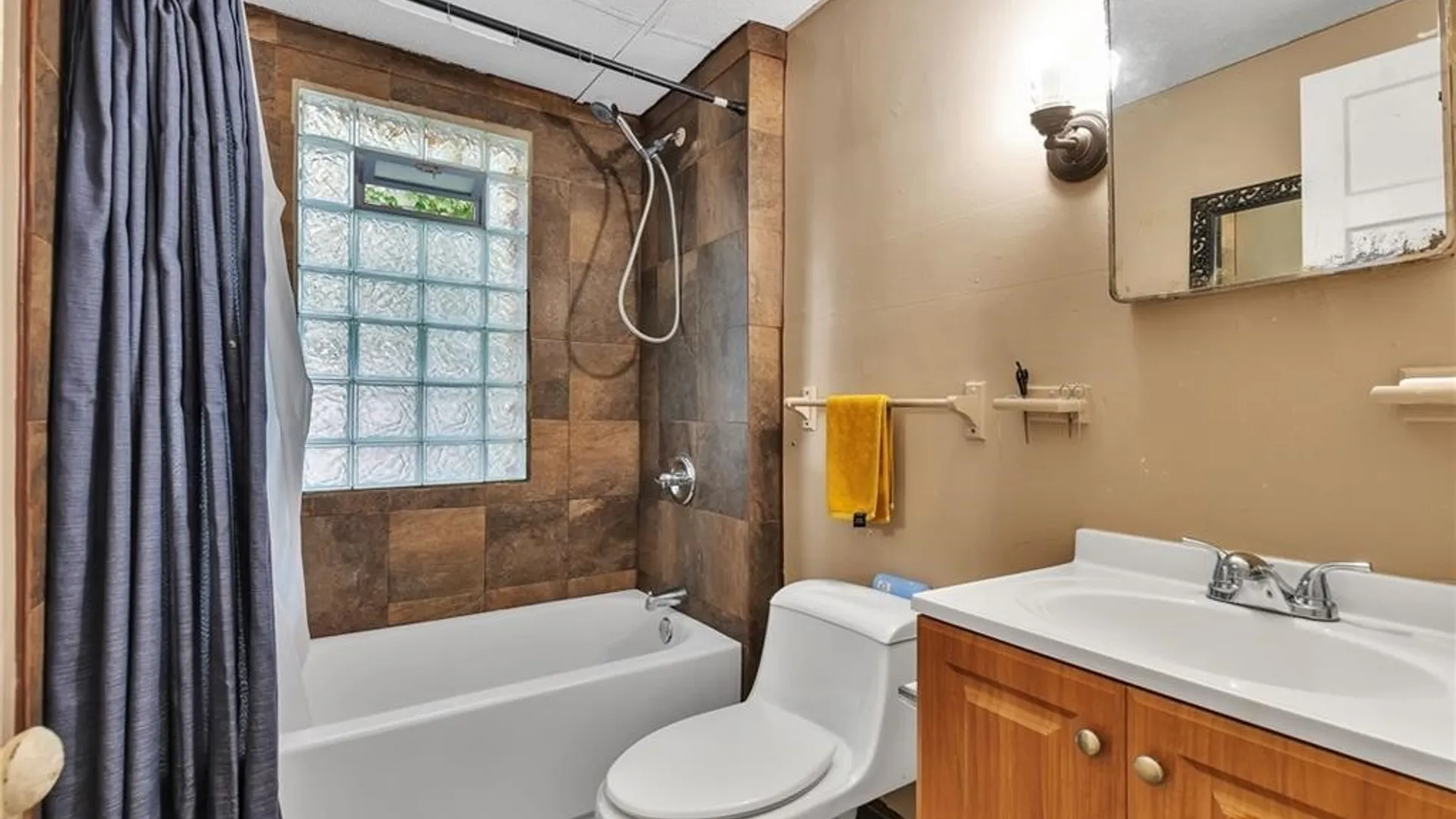 Property at 442 Baynes Street, Buffalo, NY 14213 18