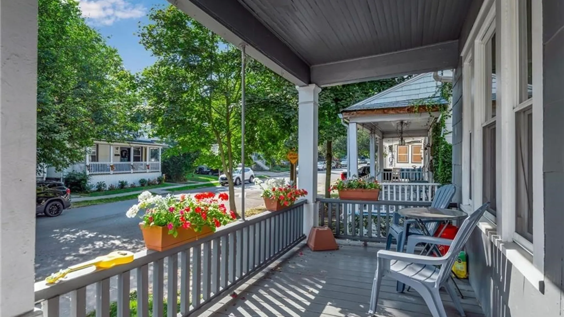 Property at 442 Baynes Street, Buffalo, NY 14213 4