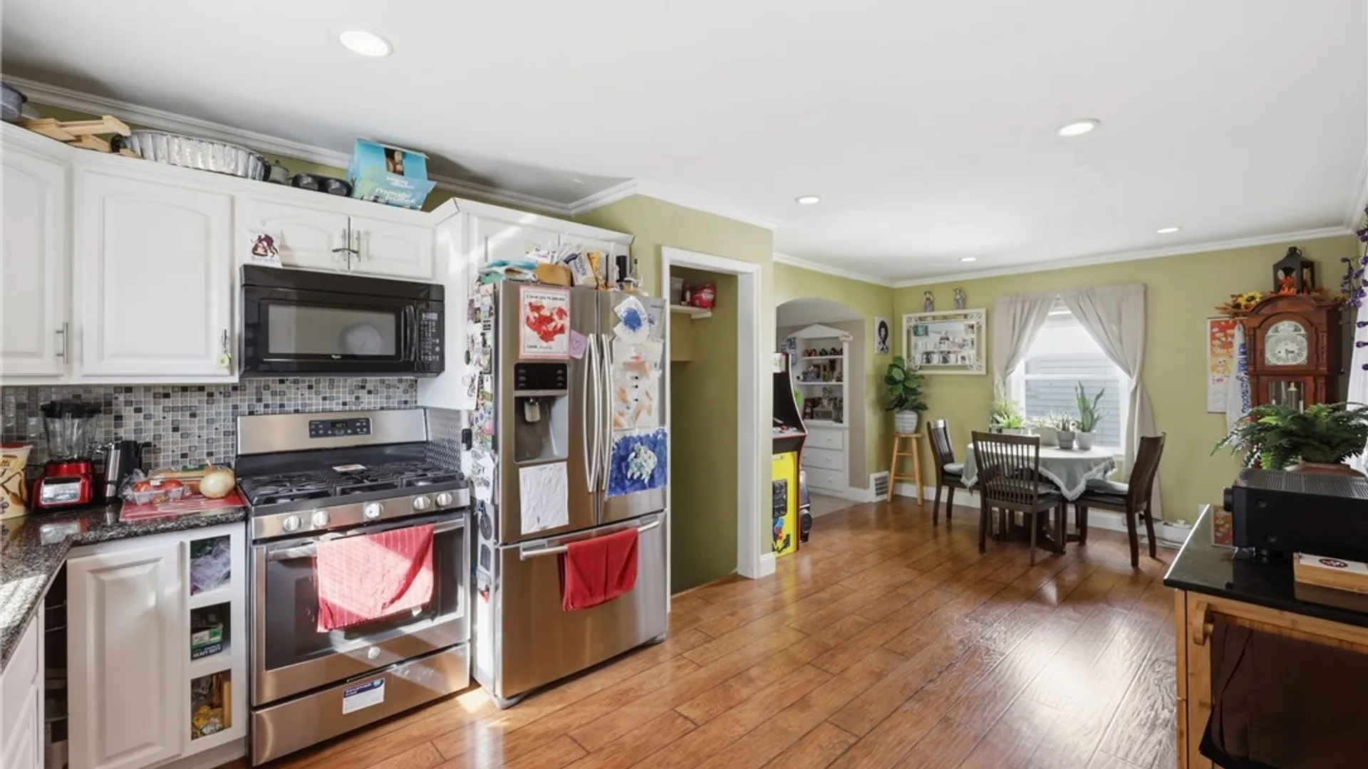 Property at 2733 Woodlawn Avenue, Niagara Falls, NY 14301 14