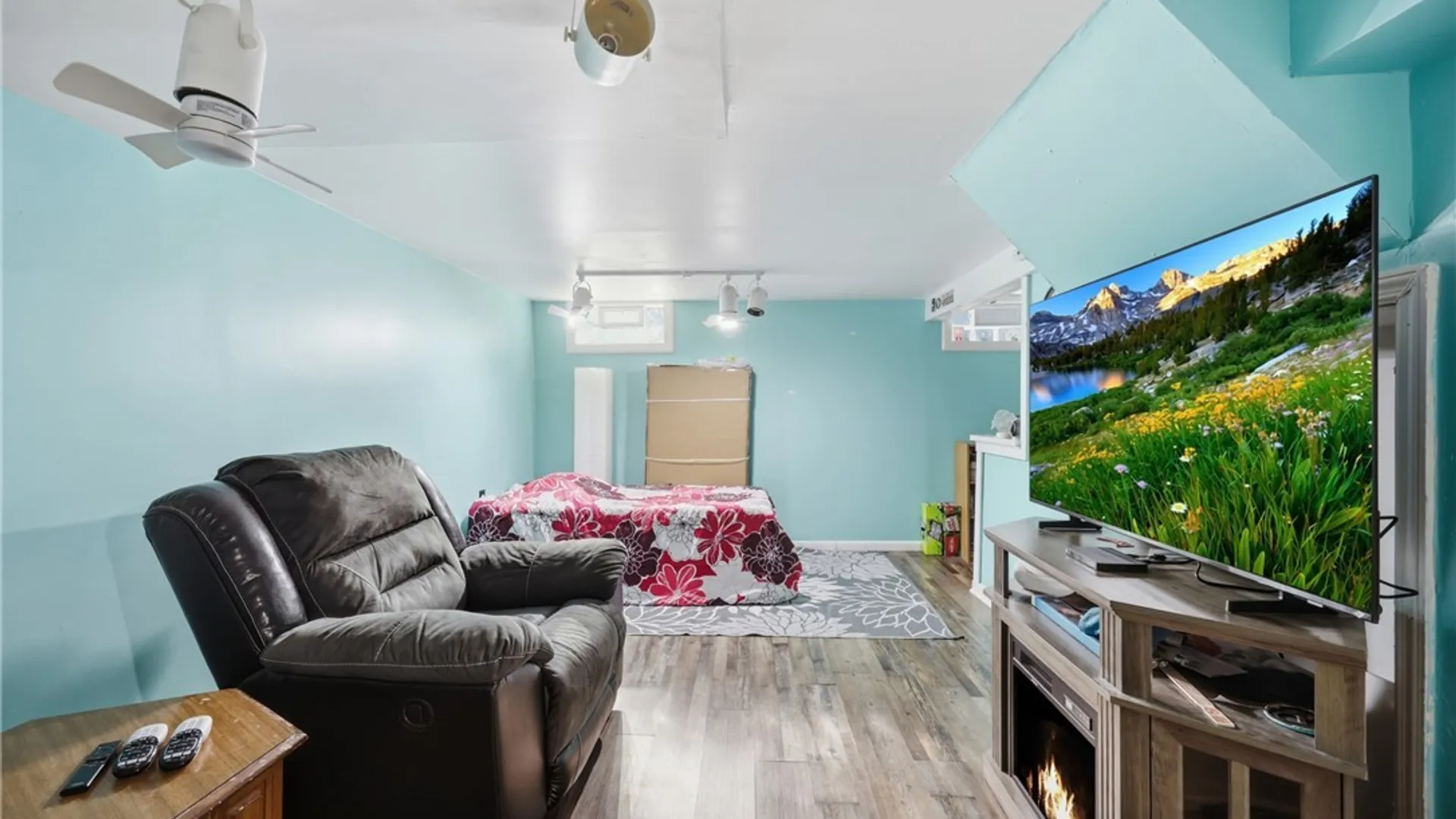 Property at 2733 Woodlawn Avenue, Niagara Falls, NY 14301 28