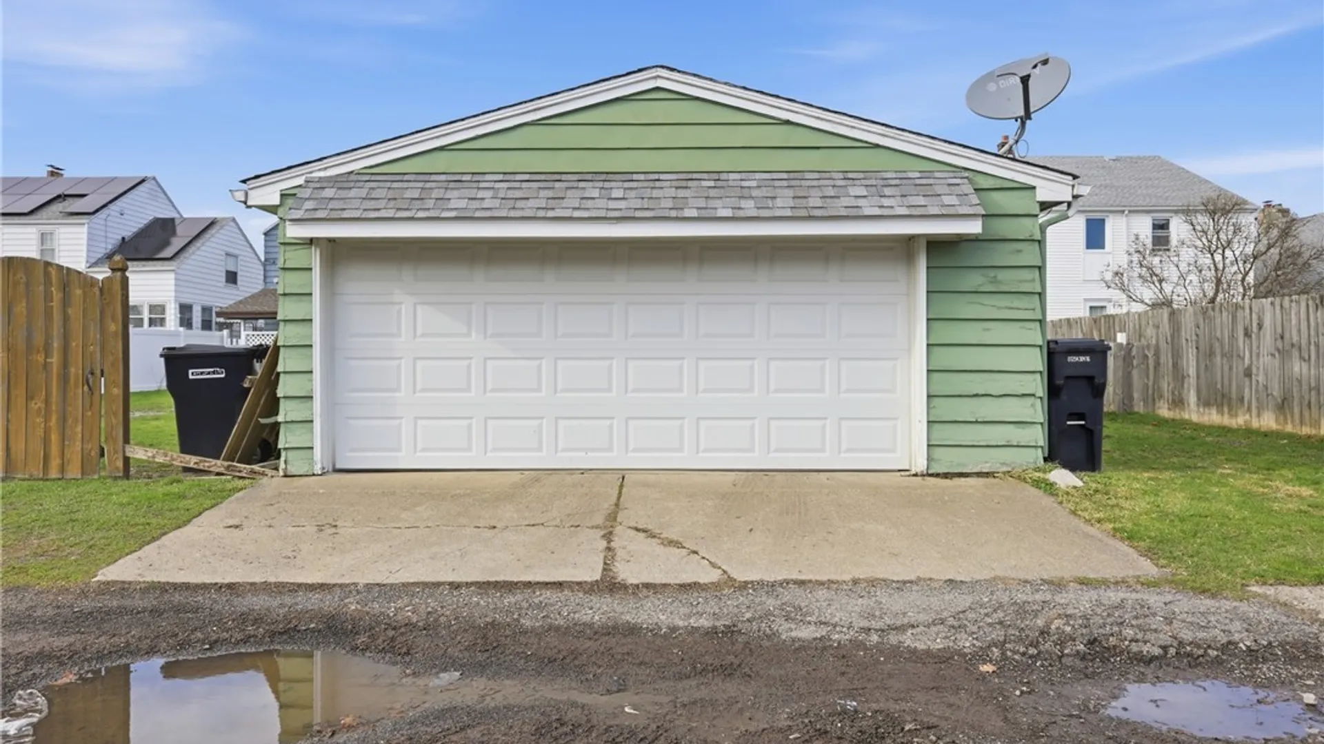 Property at 2733 Woodlawn Avenue, Niagara Falls, NY 14301 40