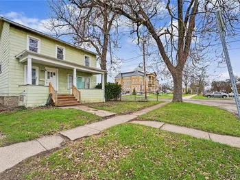 133 Hawley Street, Lockport City, NY 14094