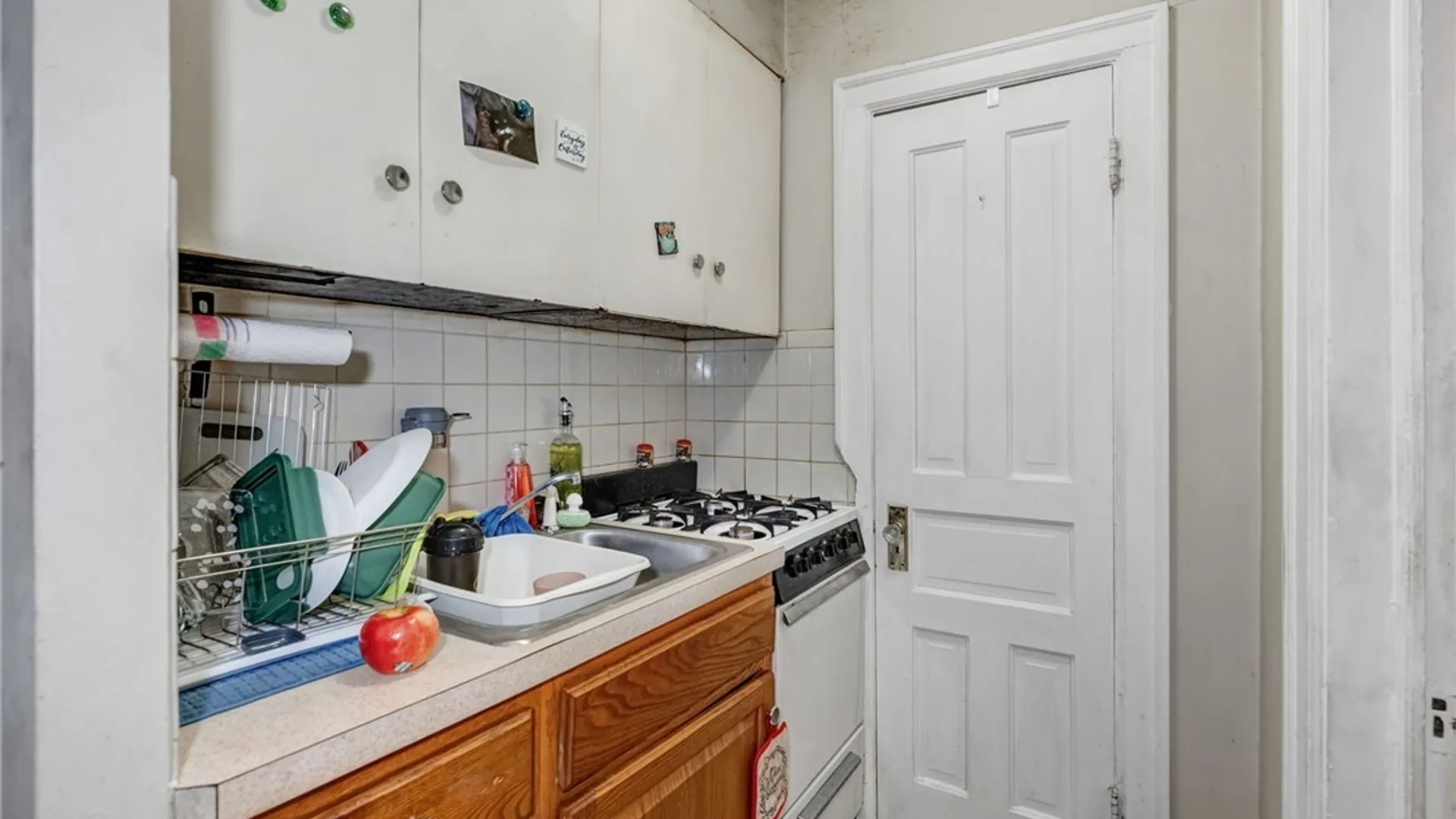 Property at 390 Delavan Avenue, Buffalo, NY 14213 13