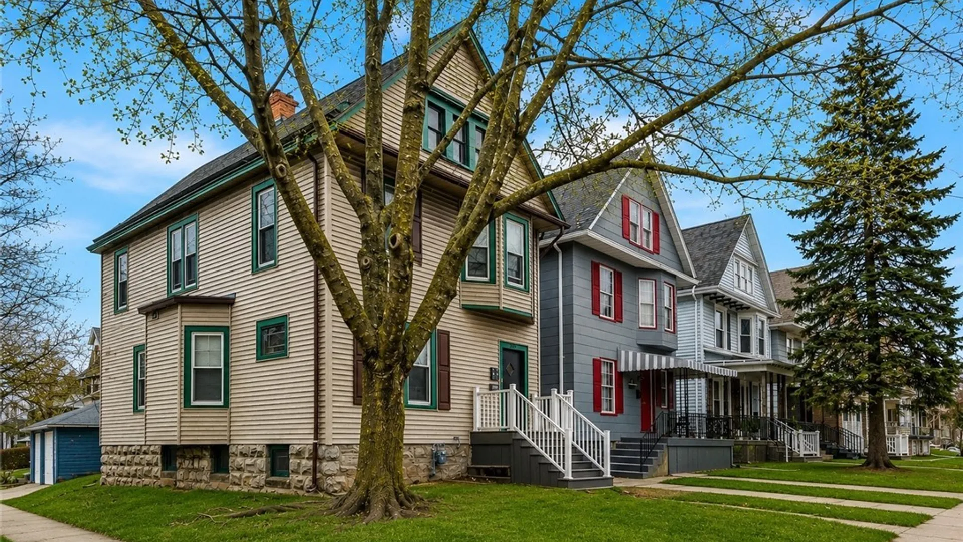 Property at 390 W Delavan Avenue, Buffalo, NY 14213 17