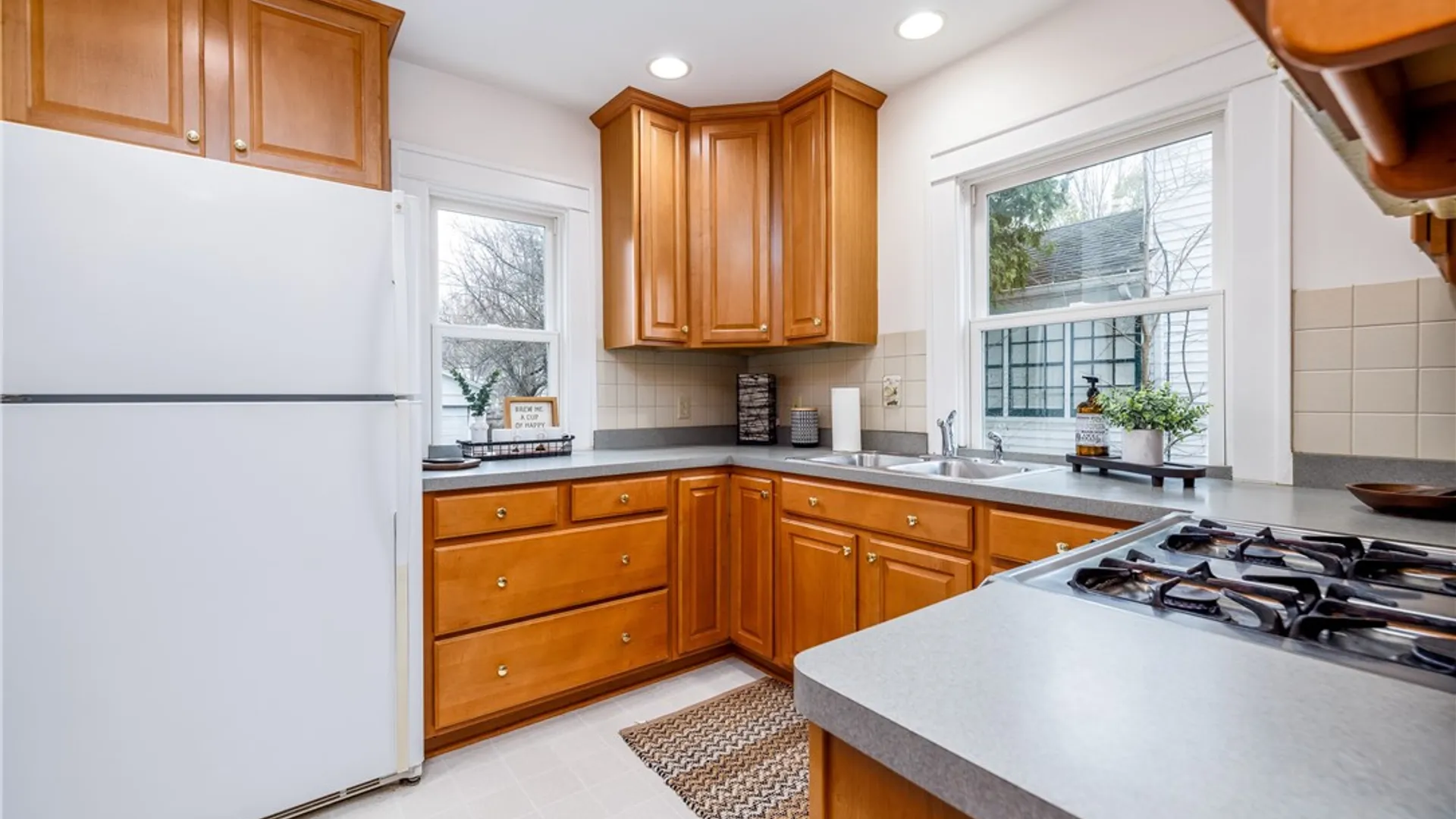 Property at 114 Elmerston Road, Rochester, NY 14620 22