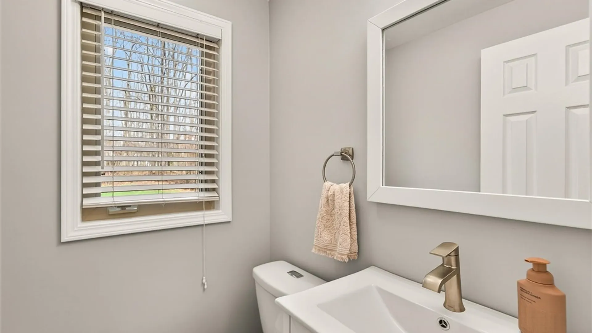 Property at 51 West Parkway, Victor, NY 14564 17