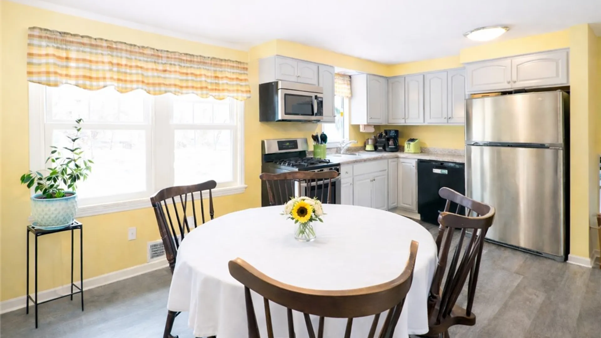 Property at 37 Penhurst Road, Brighton, NY 14610 3