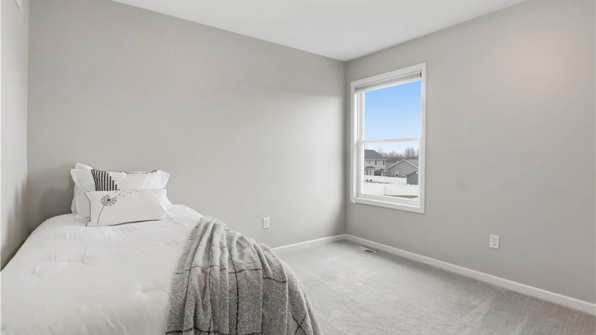 Property at 2386 Burbank Drive, Hamburg, NY 14085 37