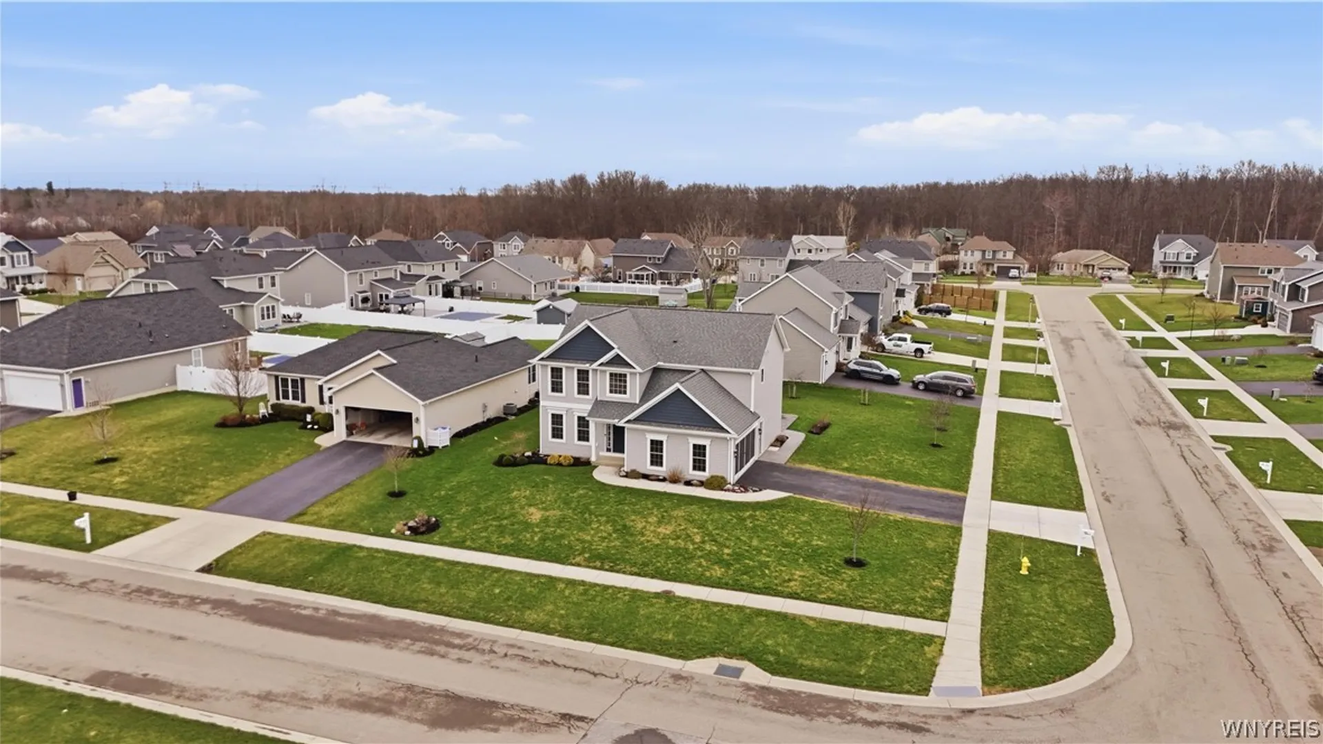 Property at 2386 Burbank Drive, Hamburg, NY 14085 6